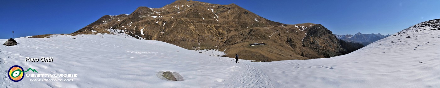 10 Dal colletto dei Piani  ci abbassiamo alla Casera Foppa (1750 m).jpg